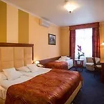 Hubertus Hotel 3*