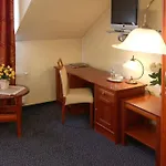 Hubertus 3*