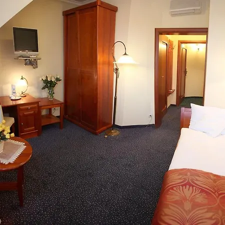 Hubertus 3* Rzeszów