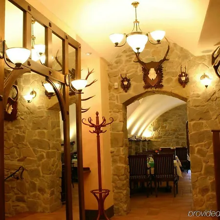 Hubertus Hotel 3*