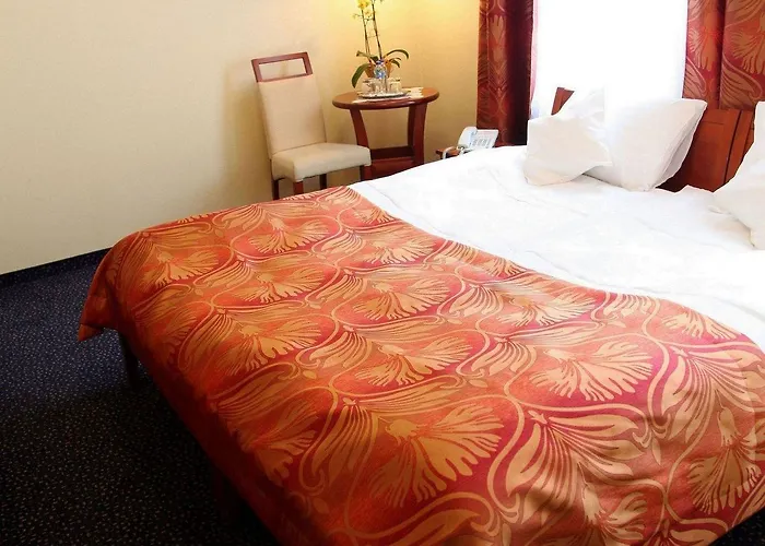 Отель Hubertus 3*