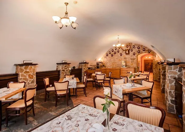 胡博图斯热舒夫酒店 酒店